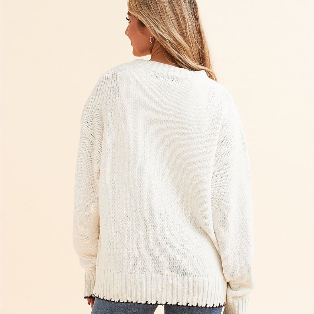 Women's Cozy White and Black cable knit sweater in size S - Picture 2 of 10